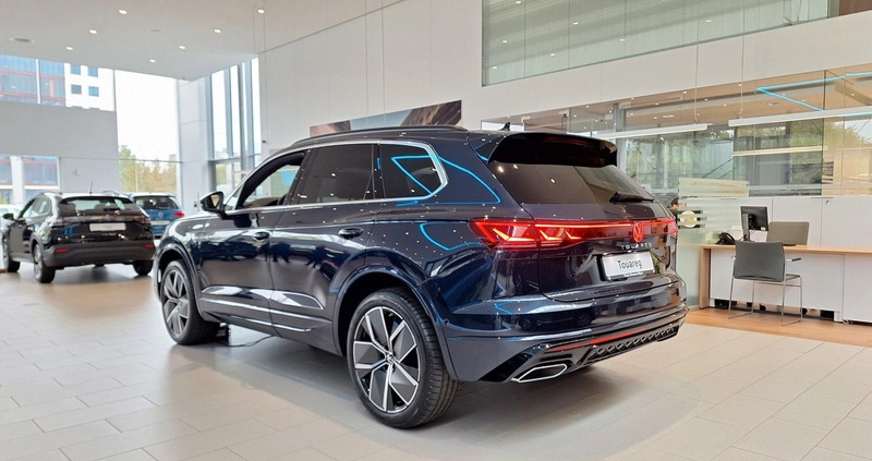 Volkswagen Touareg cena 418560 przebieg: 5, rok produkcji 2024 z Dąbie małe 667